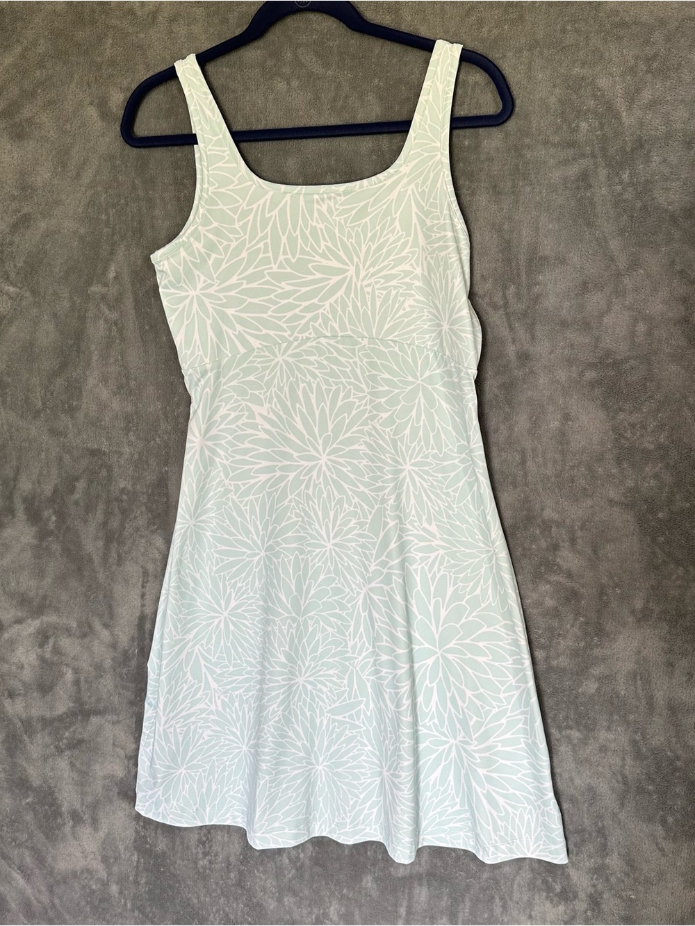 Columbia PFG Freezer III Women's Tank Dress Medium Tropical UPF Protective